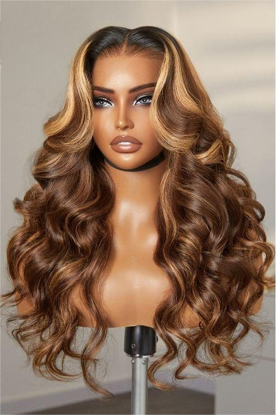 Gallery Style Straight Wigs 021