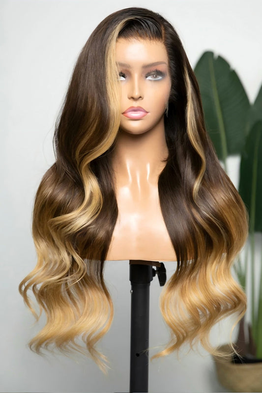 Gallery Style Wavy Wigs 007